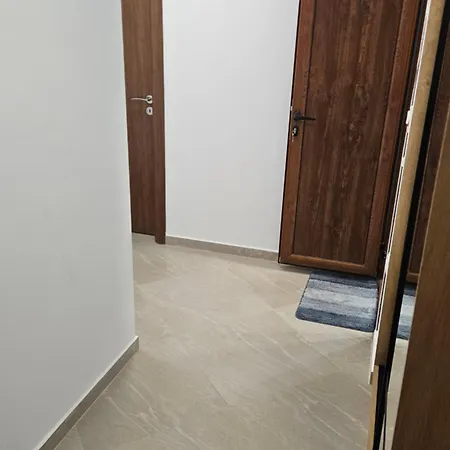 Appartamento дерменджиев