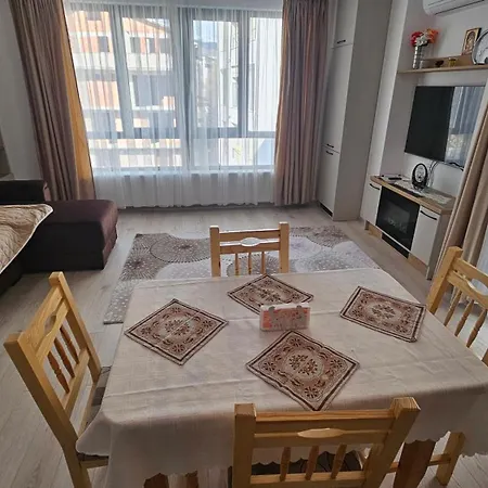 дерменджиев Appartamento Sandanski